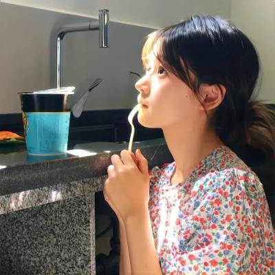 深郁之蓝